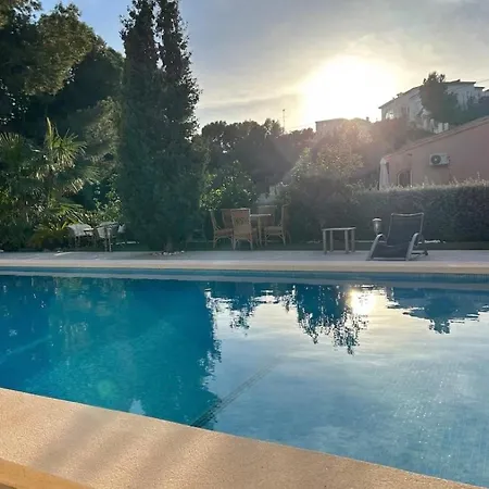 Villa Charming Little Pink House El Campello